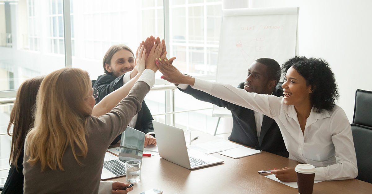 The Right Way To Make Sales Using LinkedIn